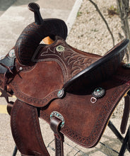 Load image into Gallery viewer, alamo saddlery geo aztec barrel , back top view