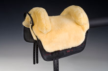 Load image into Gallery viewer, christ iberica plus fur saddle natural color, side view, black and white background
