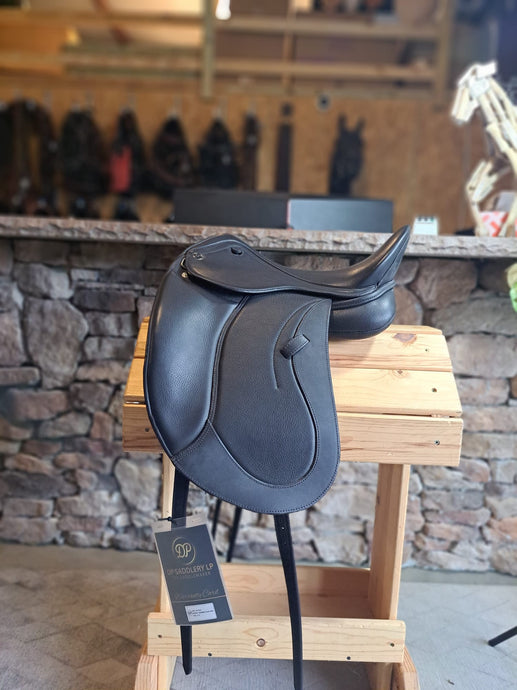 DP Saddlery Prado MBL 5932- S17.5