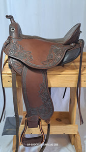 dp saddlery quantum short and light western with a western dressage seat 6581, side view on a wooden saddle rack, white background