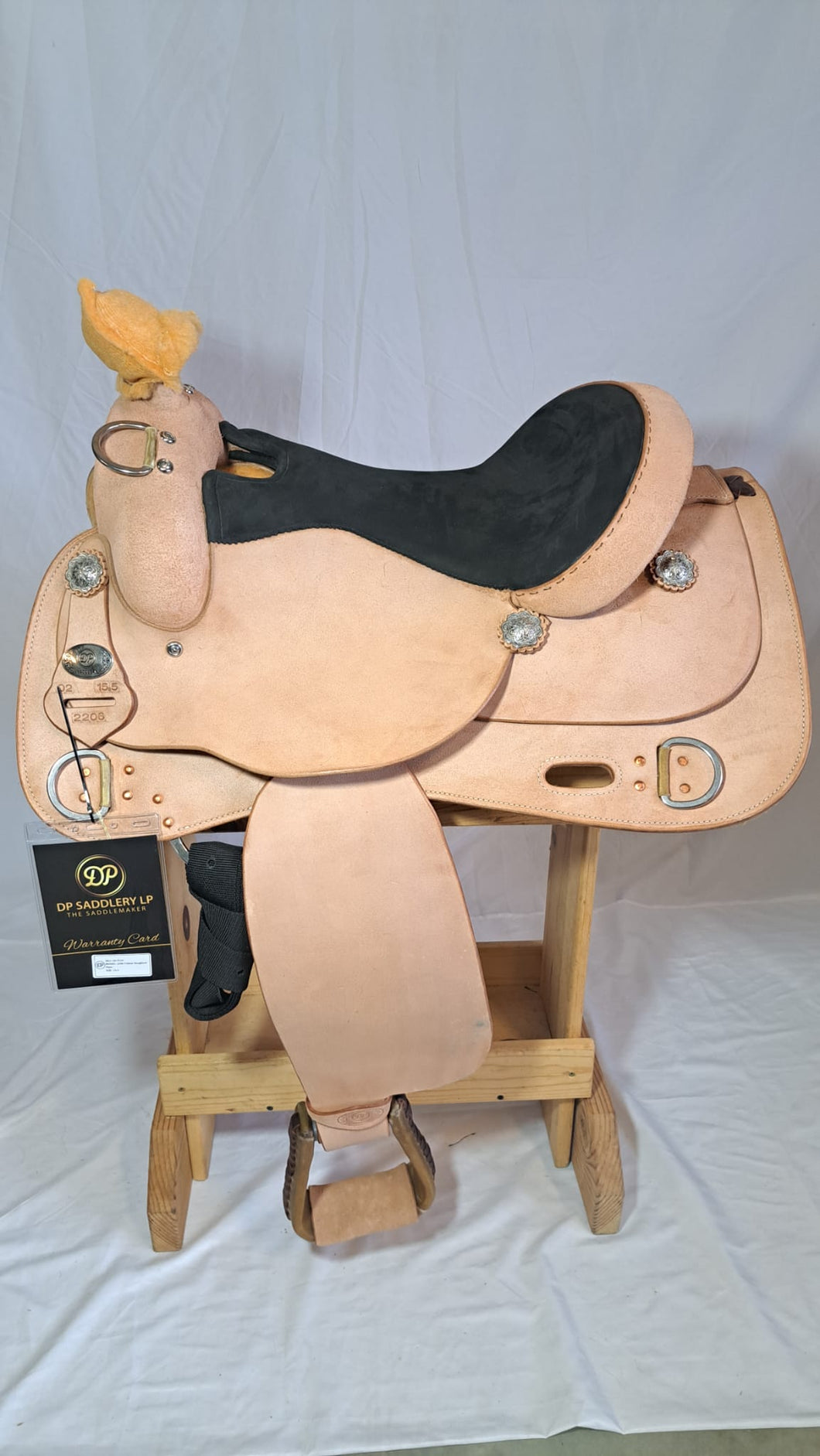 DP Saddlery Trainer Roughout Plain 7214- S15.5